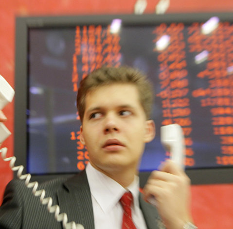 Эксперты сказали, что ждет рубль и акции в ноябре