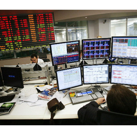 Российский рынок акций снизился на ухудшении внешнего фона