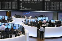 Фондовые биржи Европы снижаются