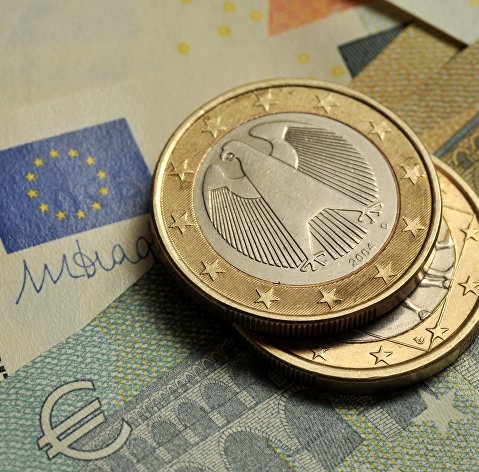 Минфин снизил доли доллара и евро в структуре ФНБ
